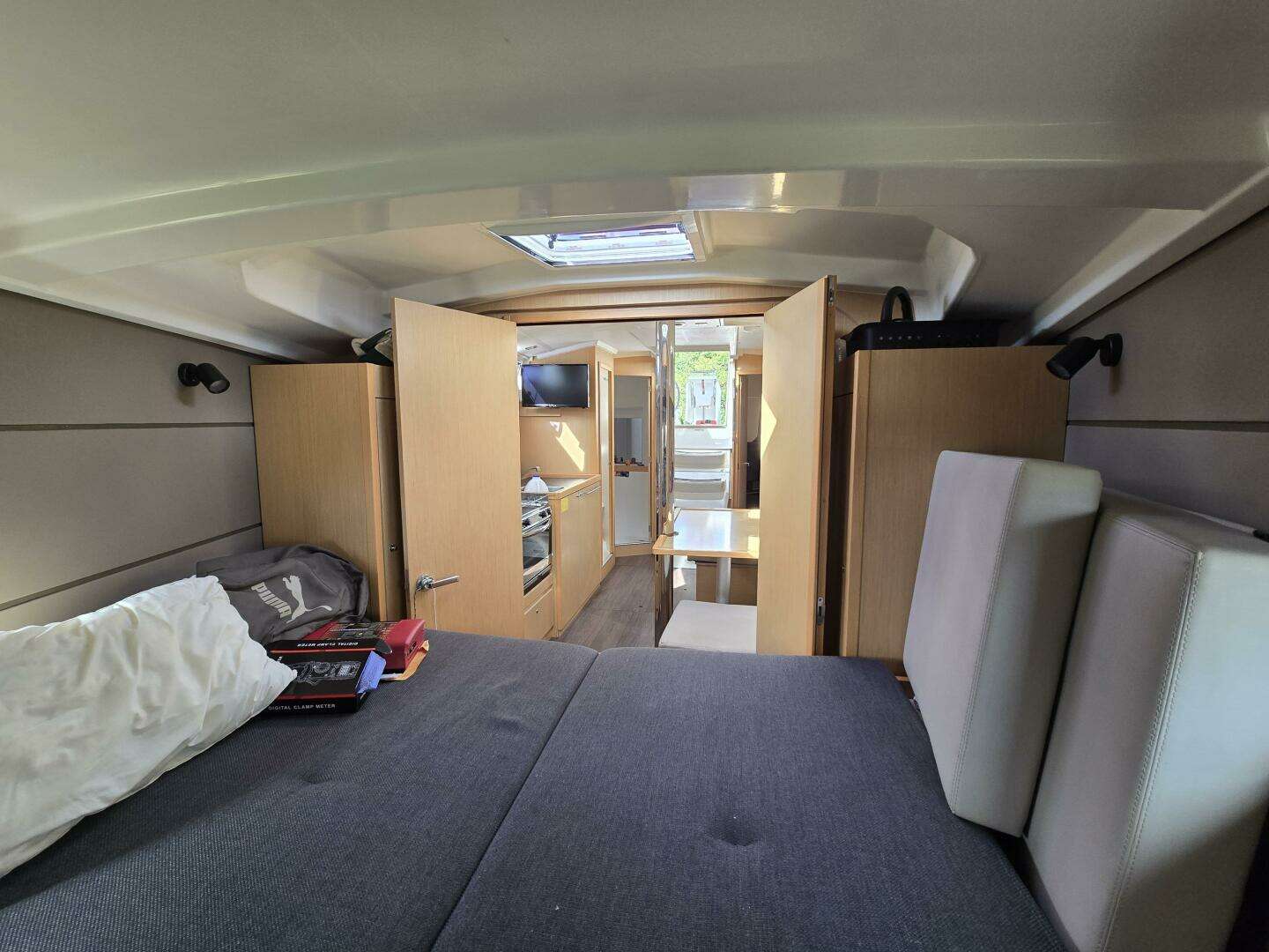 2018 Beneteau 38.1 - Image 16