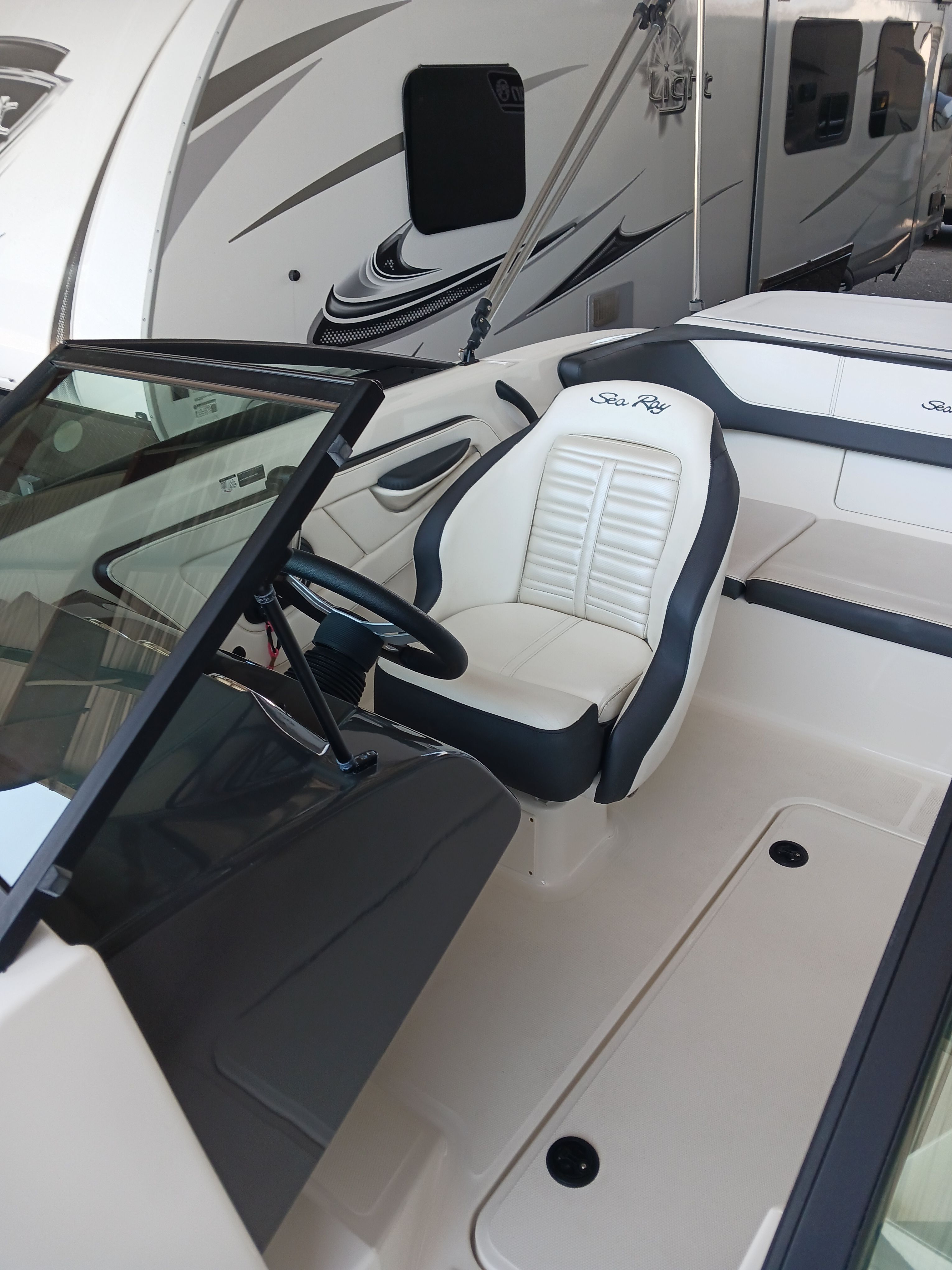 2017 Sea Ray SPX 190 - 5