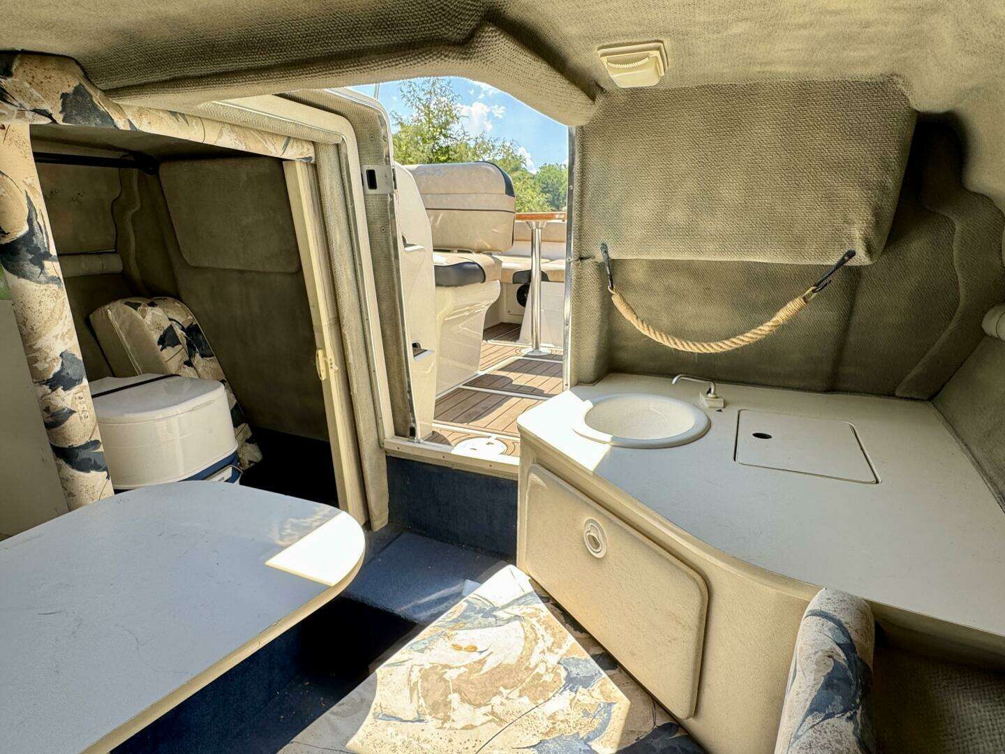 1999 Sea Ray 215 Express Cruiser - Image 59