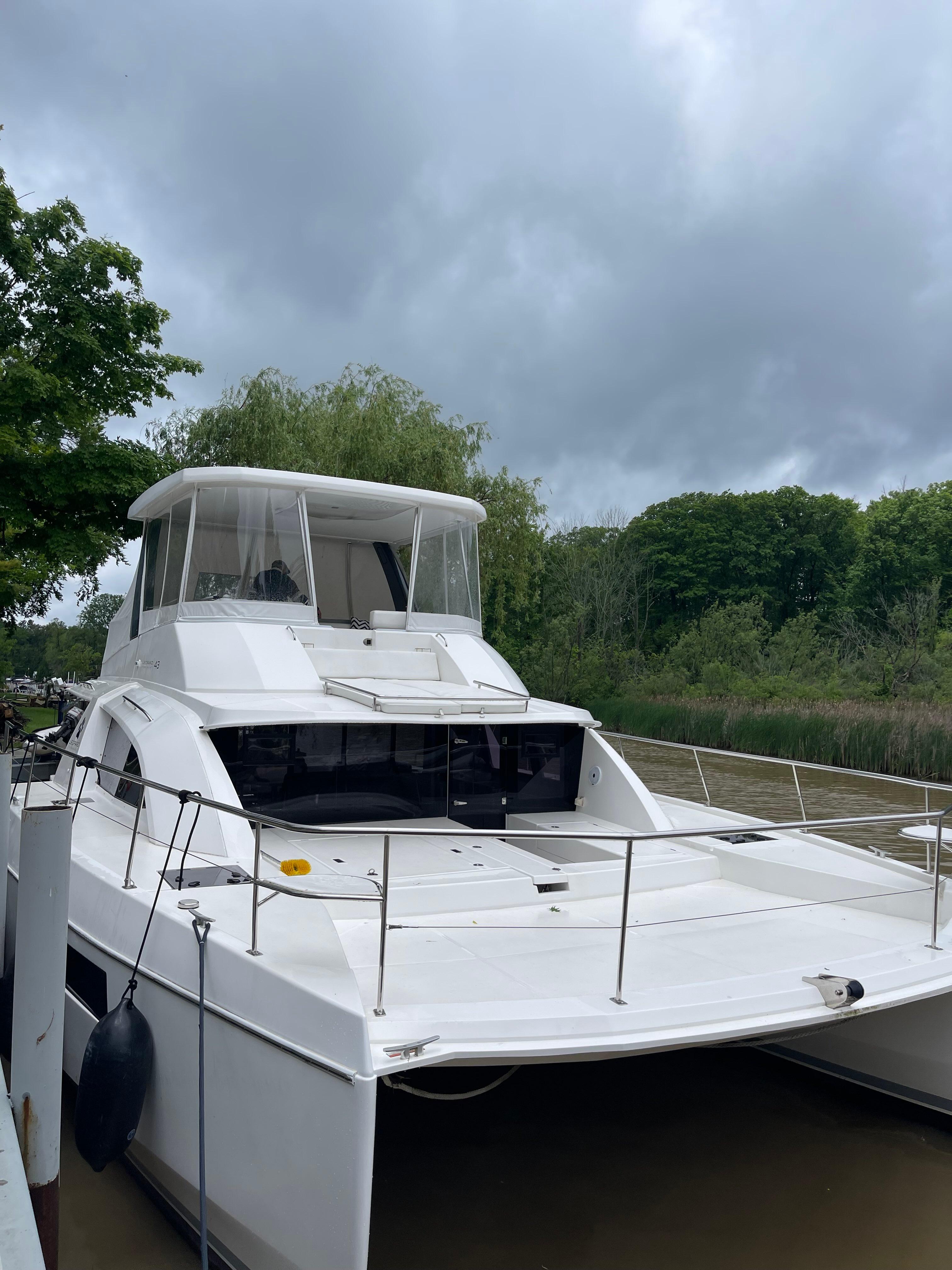 2020 Leopard 43 Powercat