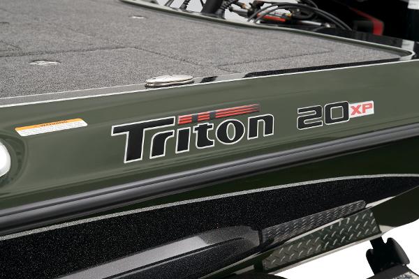 2026 Triton 20XP Patriot - 81