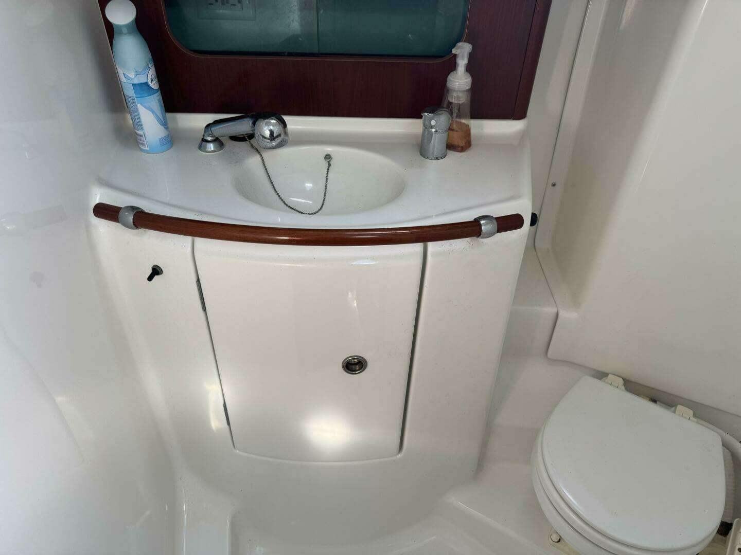 2005 Beneteau Oceanis 331 - Image 17