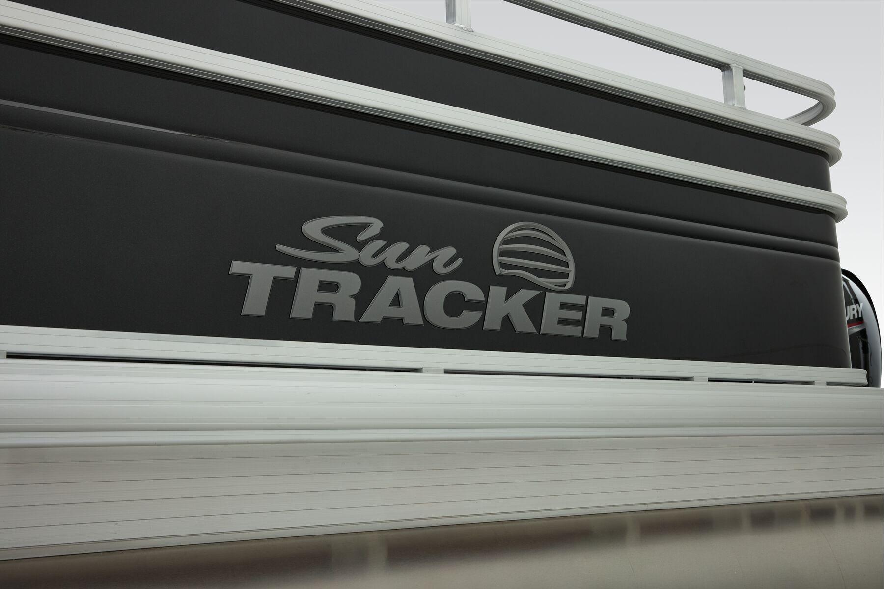 2026 Sun Tracker SportFish 22 DLX - 68