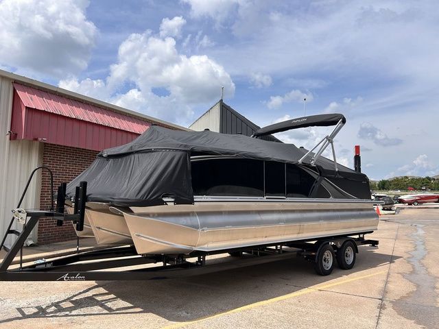 2025 Avalon LSZ Versatile Rear Bench 23 FT - 29