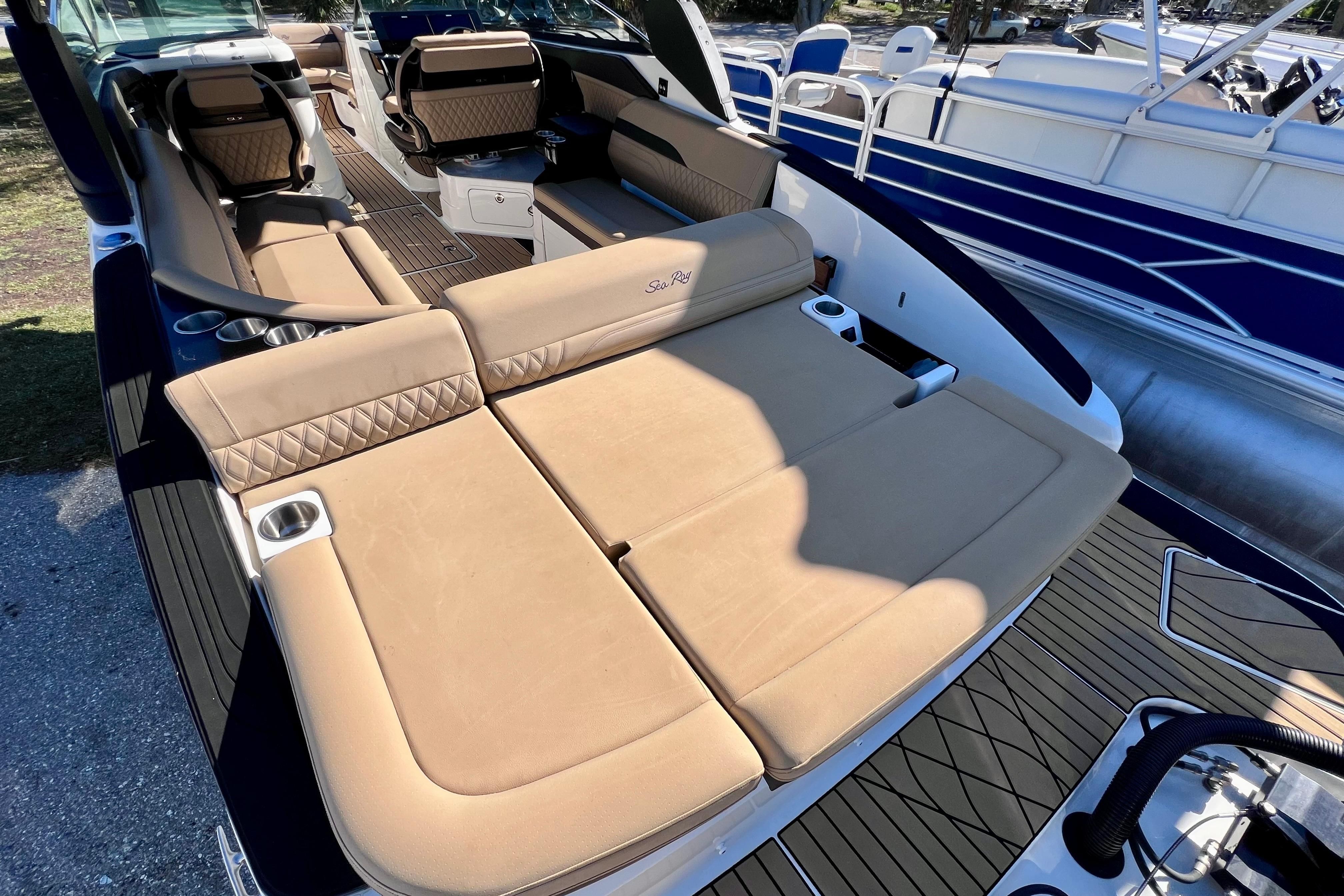 2023 Sea Ray SLX 280 - 9