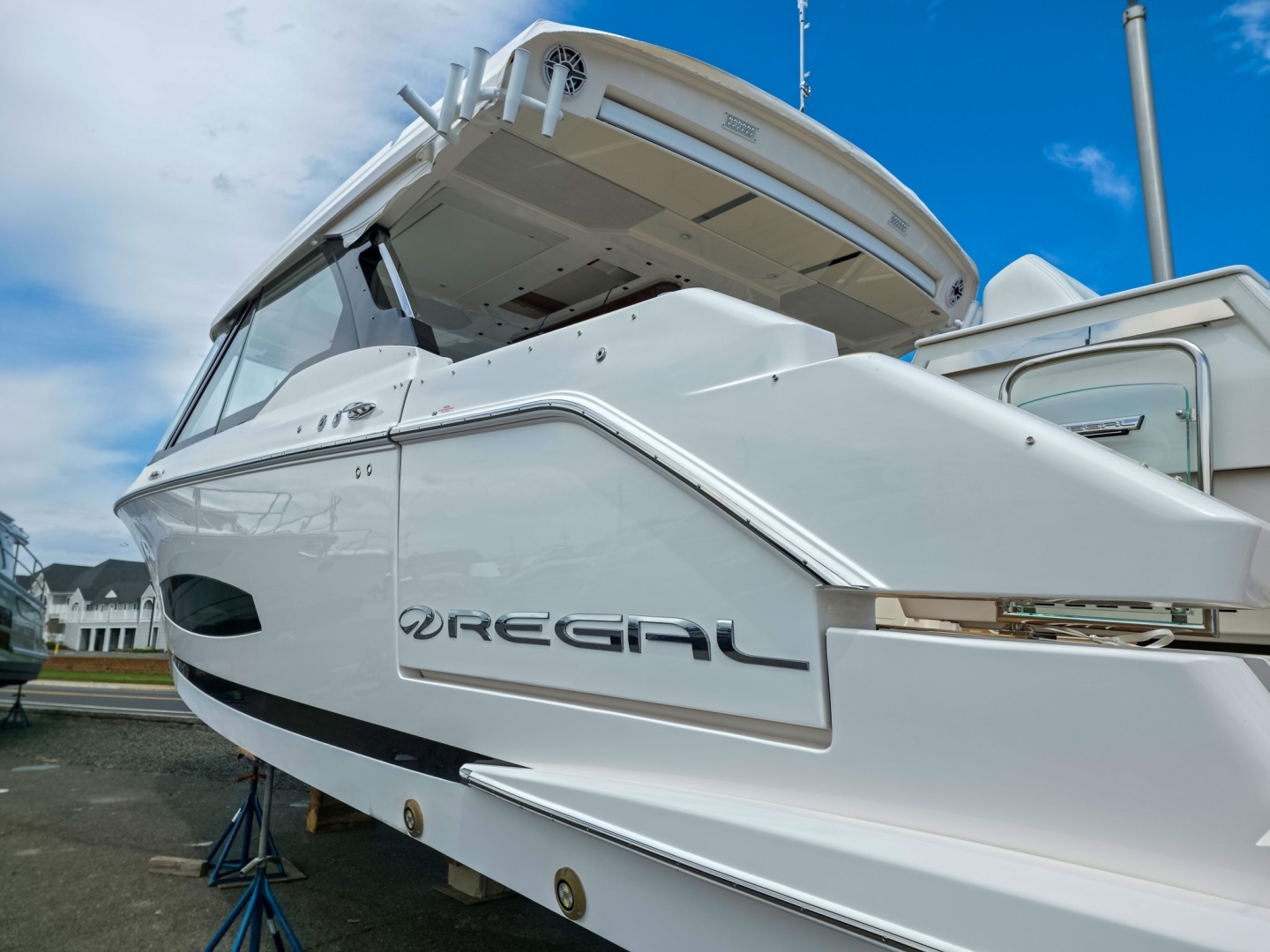 2026 Regal LX43 - Image 10