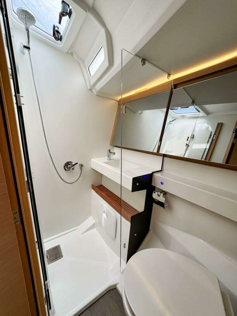 2023 Jeanneau Sun Odyssey 440 - Image 33