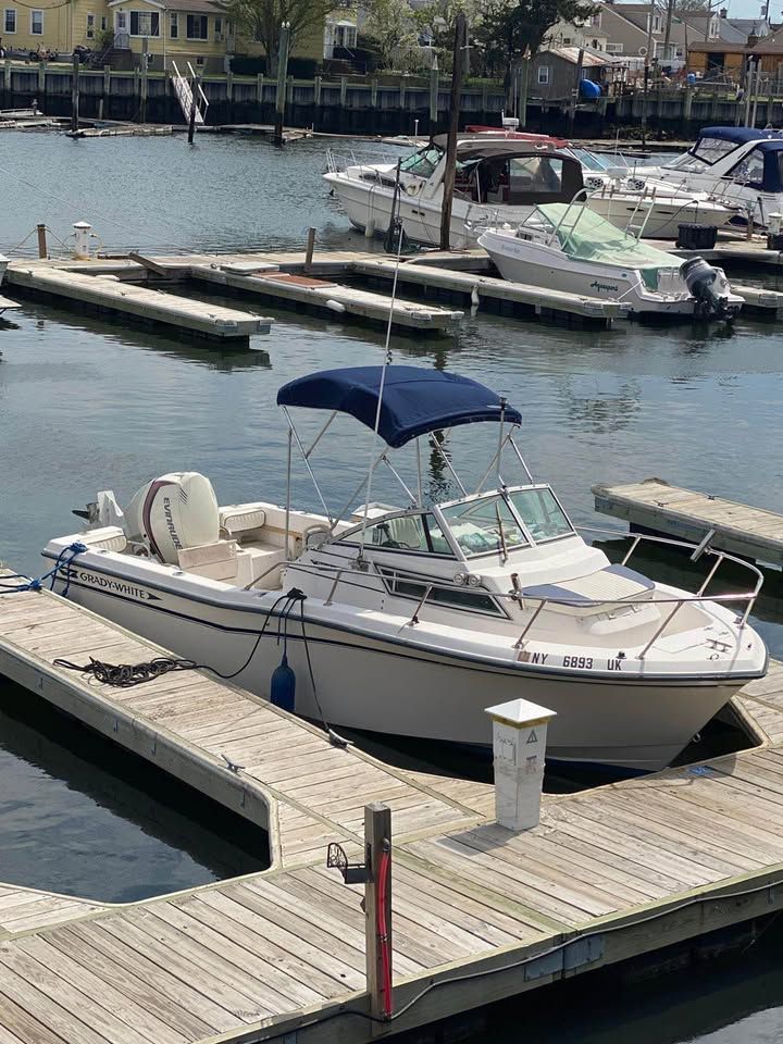 1997 Grady-White Adventure 208 - 3