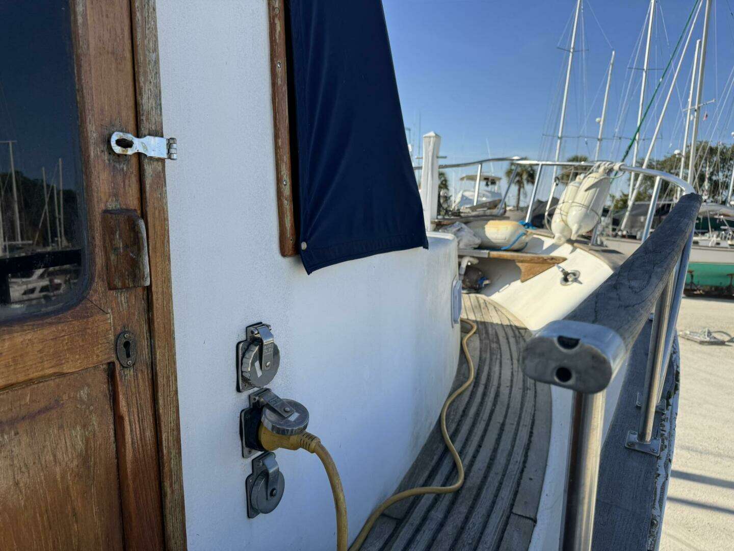 1986 Marine Trader 34 Double Cabin - Image 12