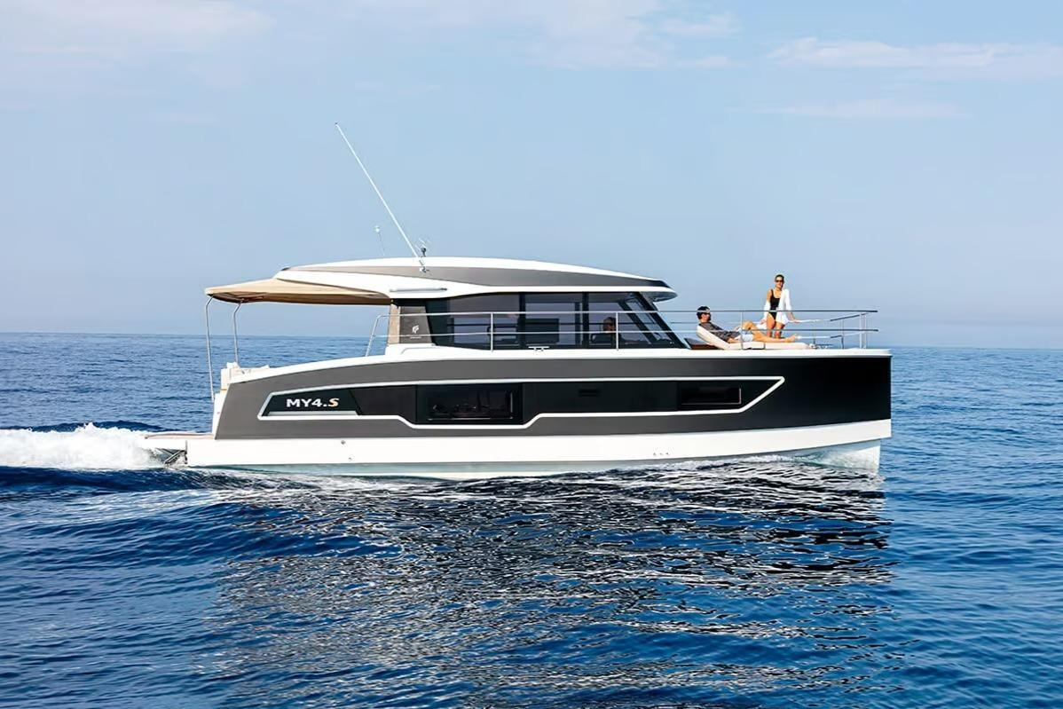 2025 Fountaine Pajot MY4.S