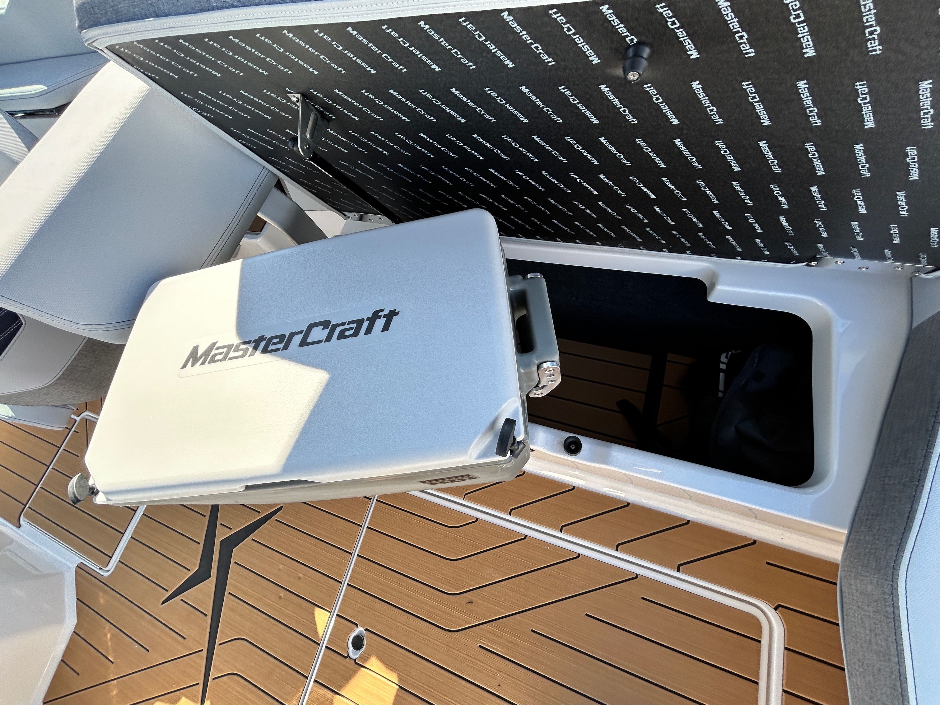 2026 MasterCraft X24 - 54