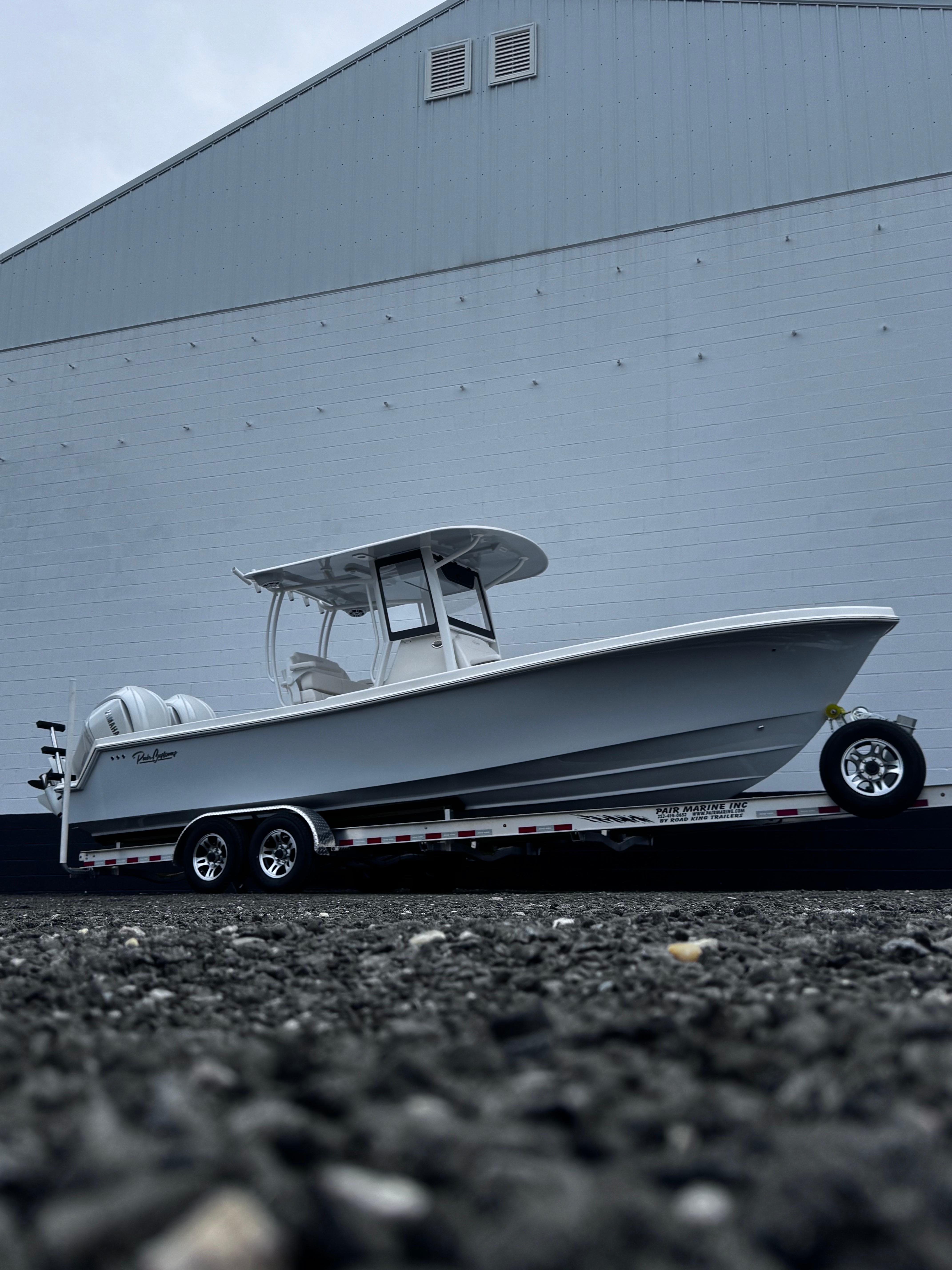 2025 Pair Customs 27 Center Console