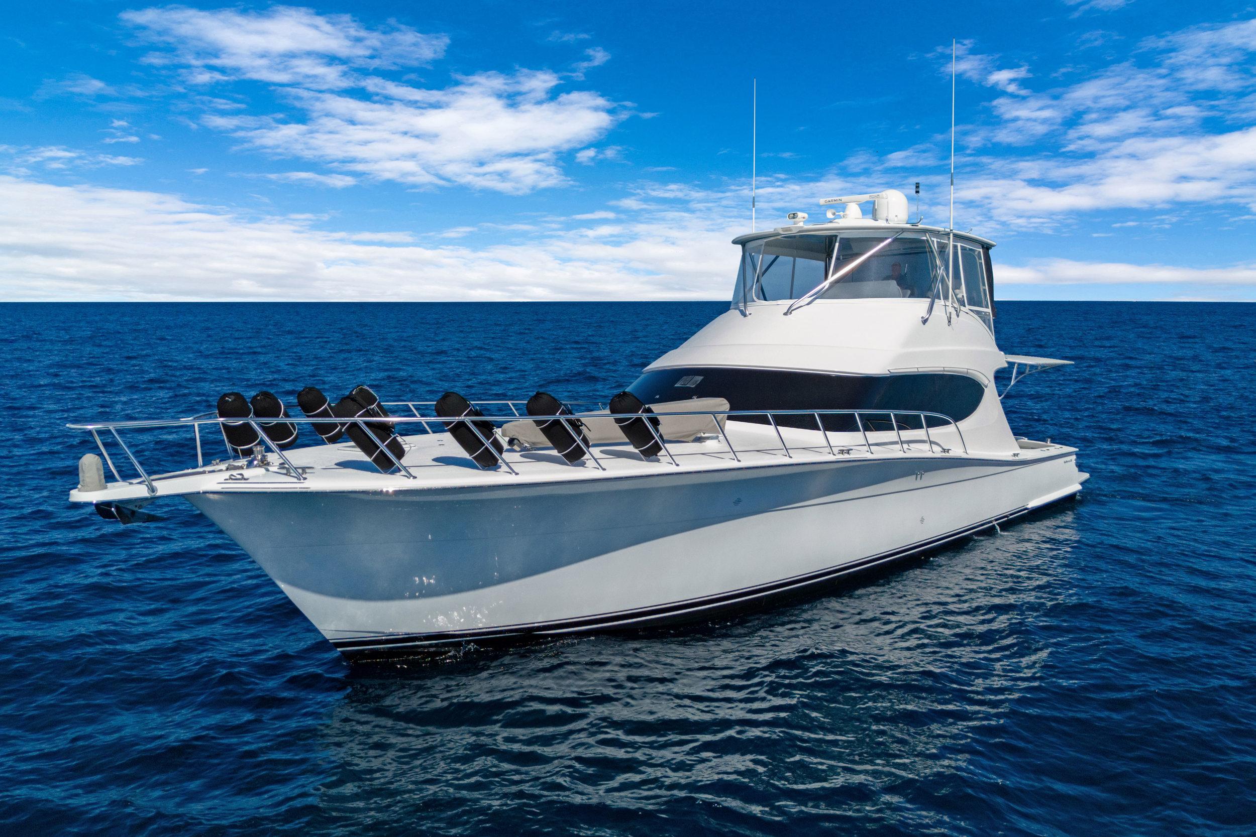 2016 Hatteras GT63
