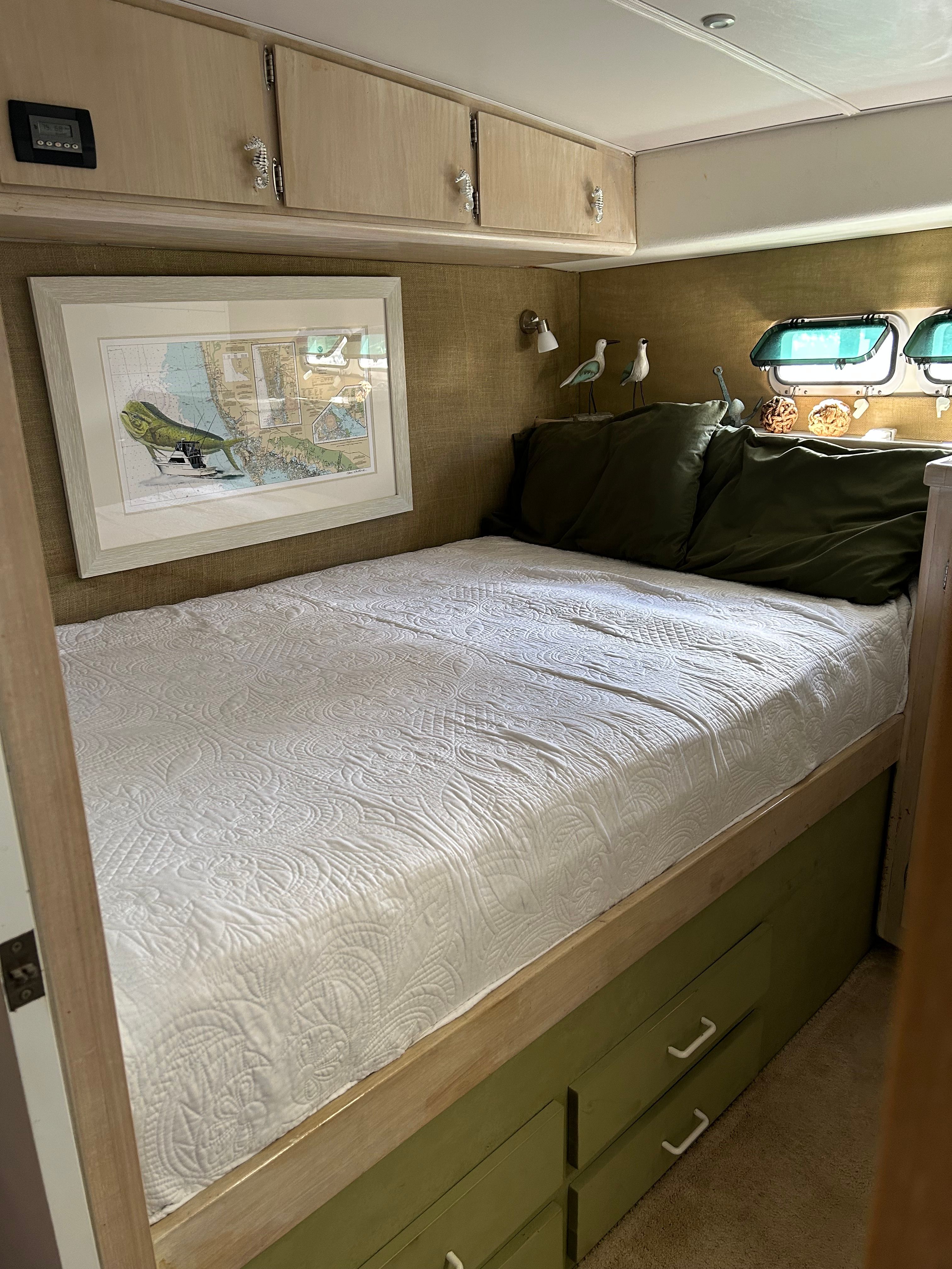1980 Bertram 42 Sport Fisherman - 26
