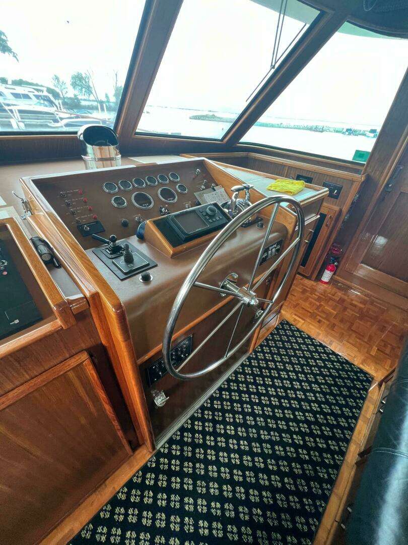 1984 Hatteras 61 CPMY - Image 24