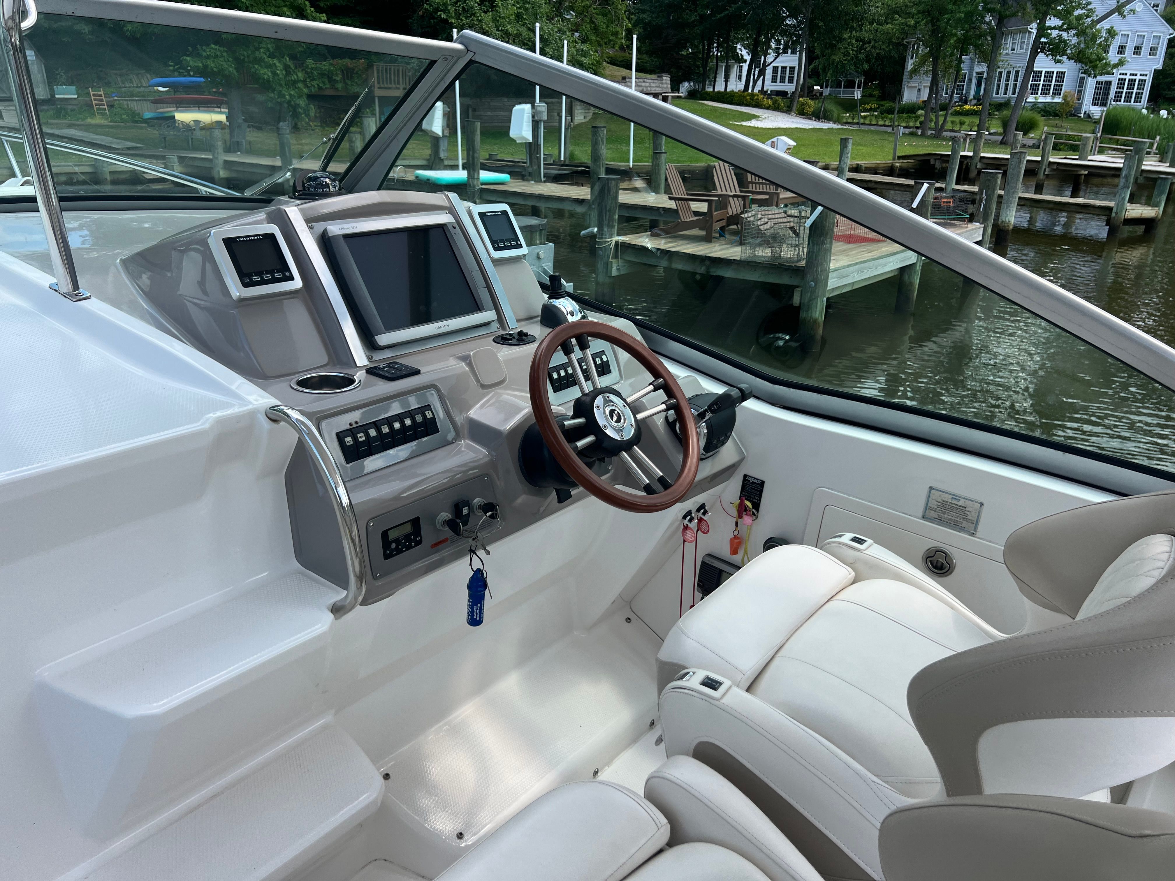 2013 Chaparral 330 Signature - 15