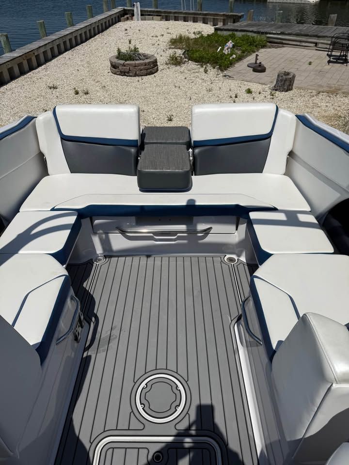 2019 Scarab 255 ID - 9