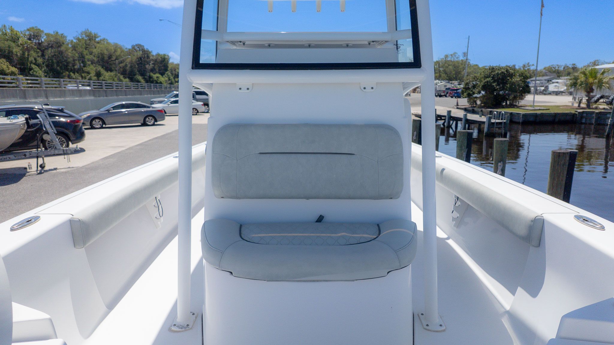 2019 Sportsman Masters 267 Bay Boat - 15