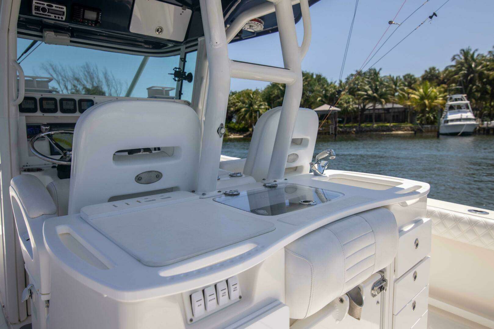 2009 Everglades 350CC - Image 19