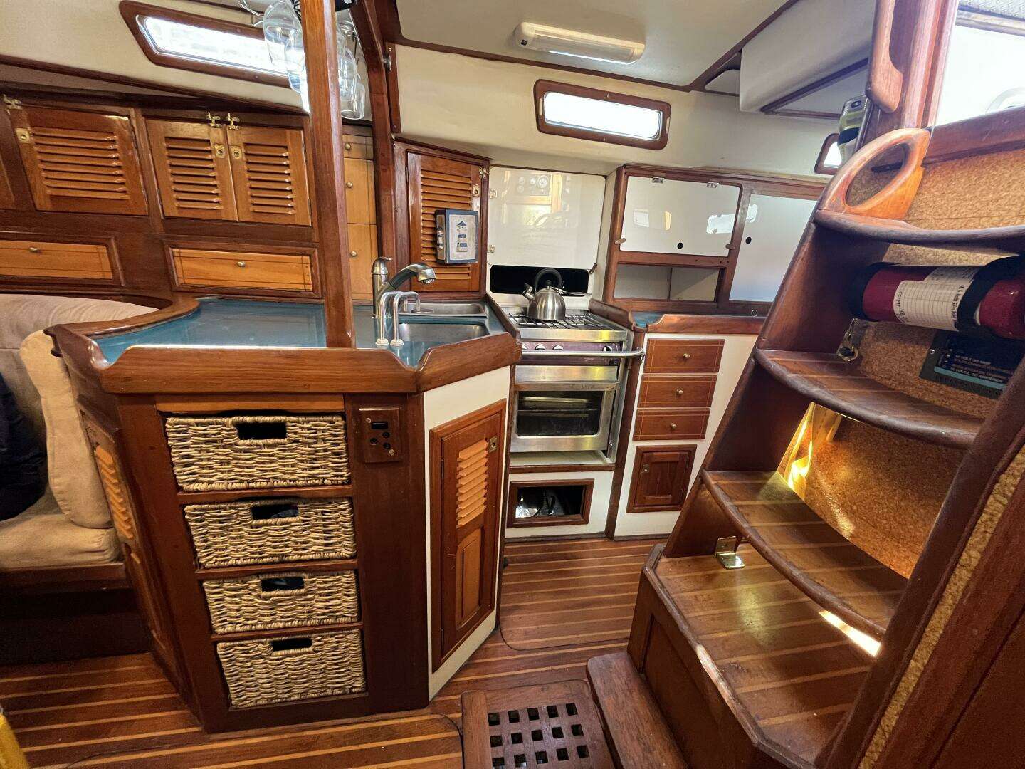 1993 Med Marine Montevideo - Image 35