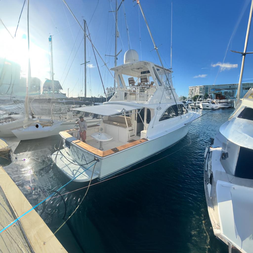 2000 Ocean Yachts 48