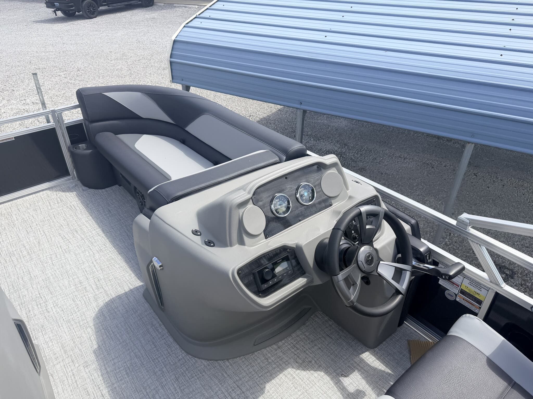 2026 Tahoe Pontoon Boats Sport 85 23 ELITE WINDSHIELD-140HP - 9