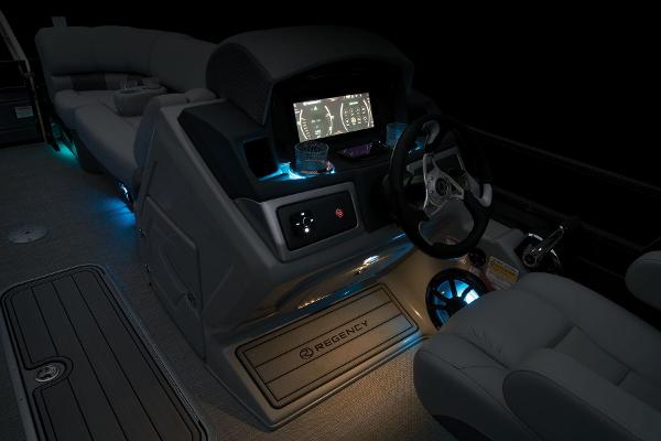 2025 Regency 230 LE3 Sport - 69