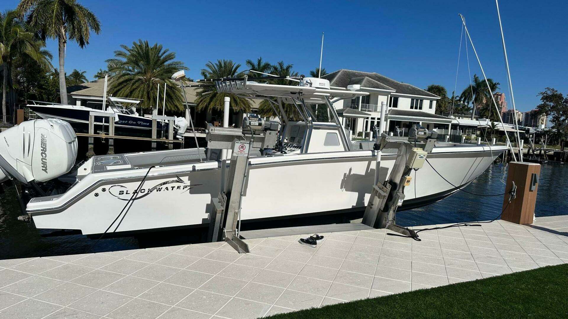 2021 BlackWater 36 SF - Image 6