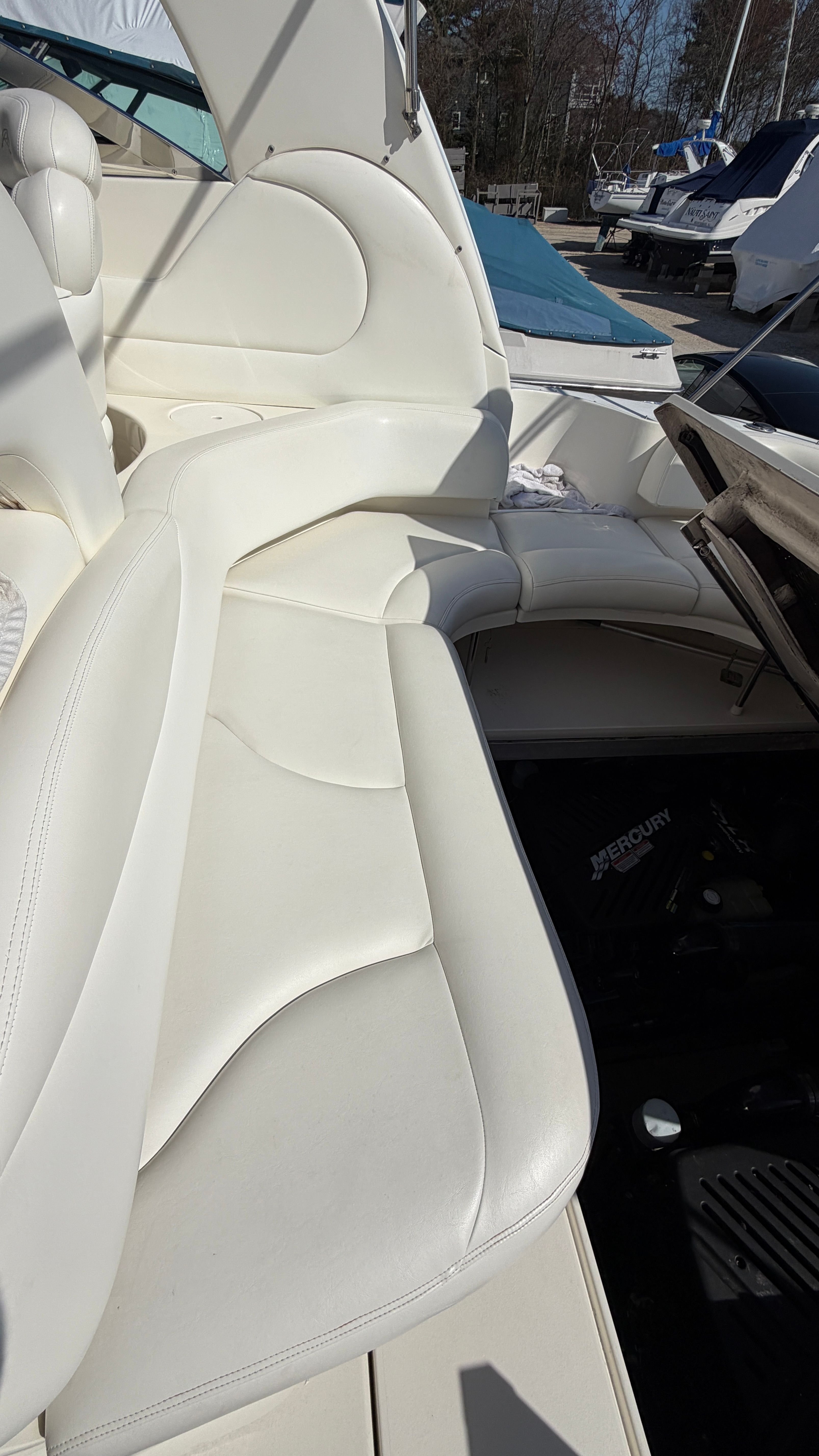 2003 Sea Ray 380 Sundancer - 17