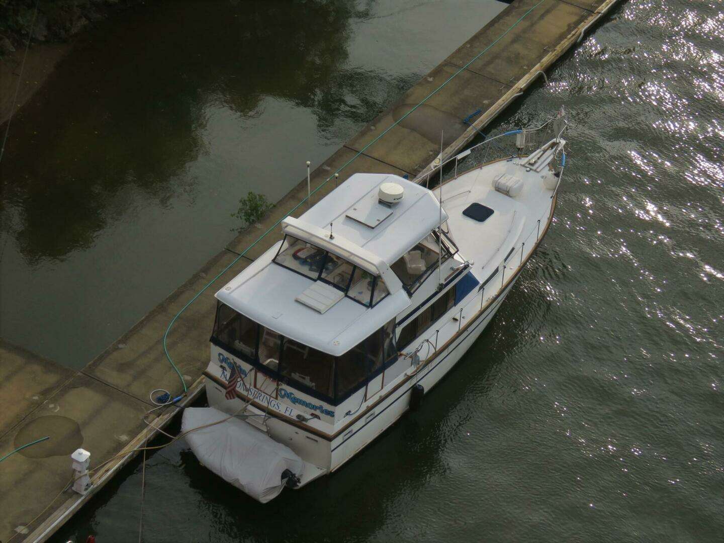 1987 President 41 Double Cabin Motor Yacht - Image 9