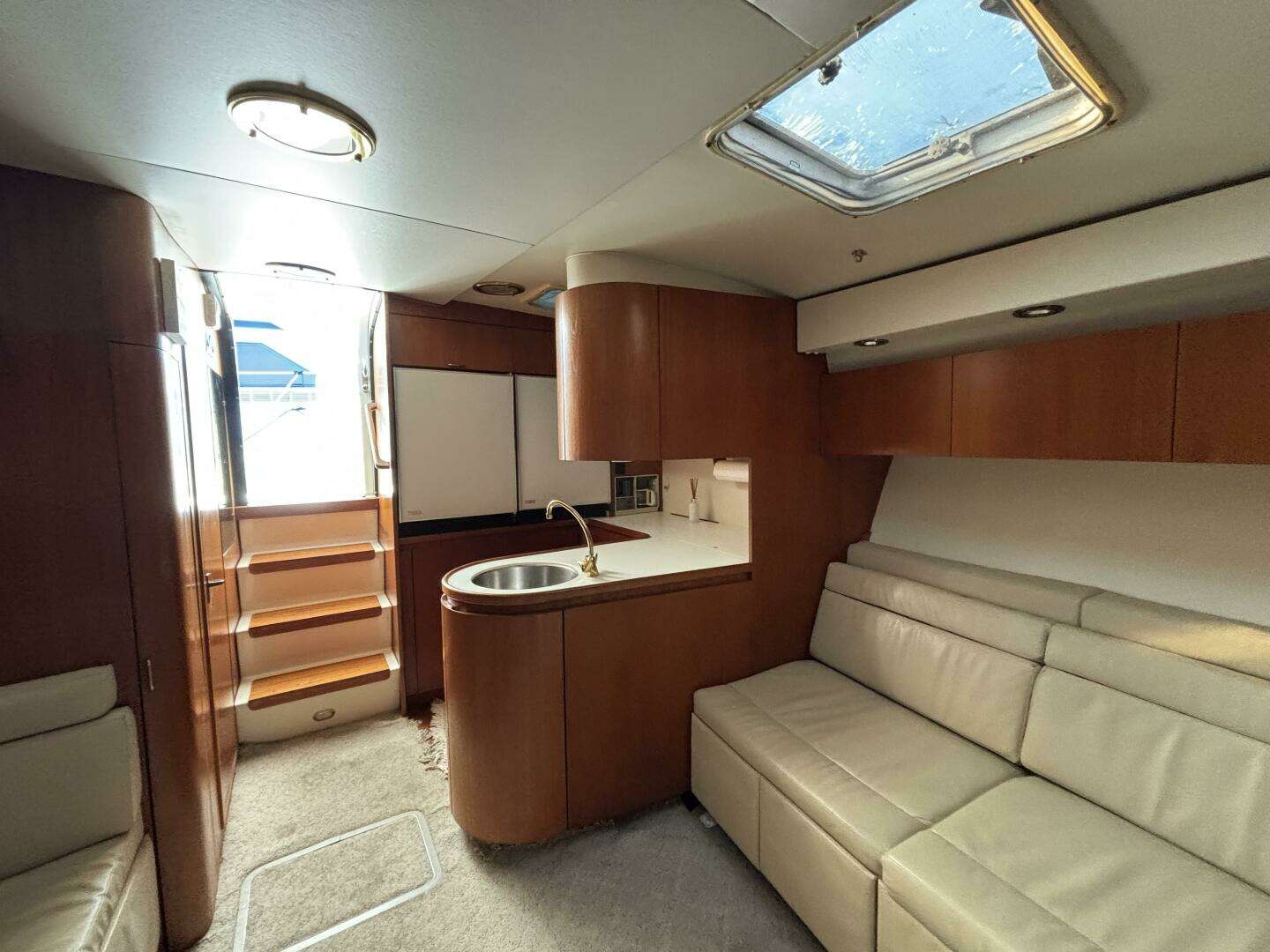 1993 Tiara Yachts 4300 Convertible - Image 41