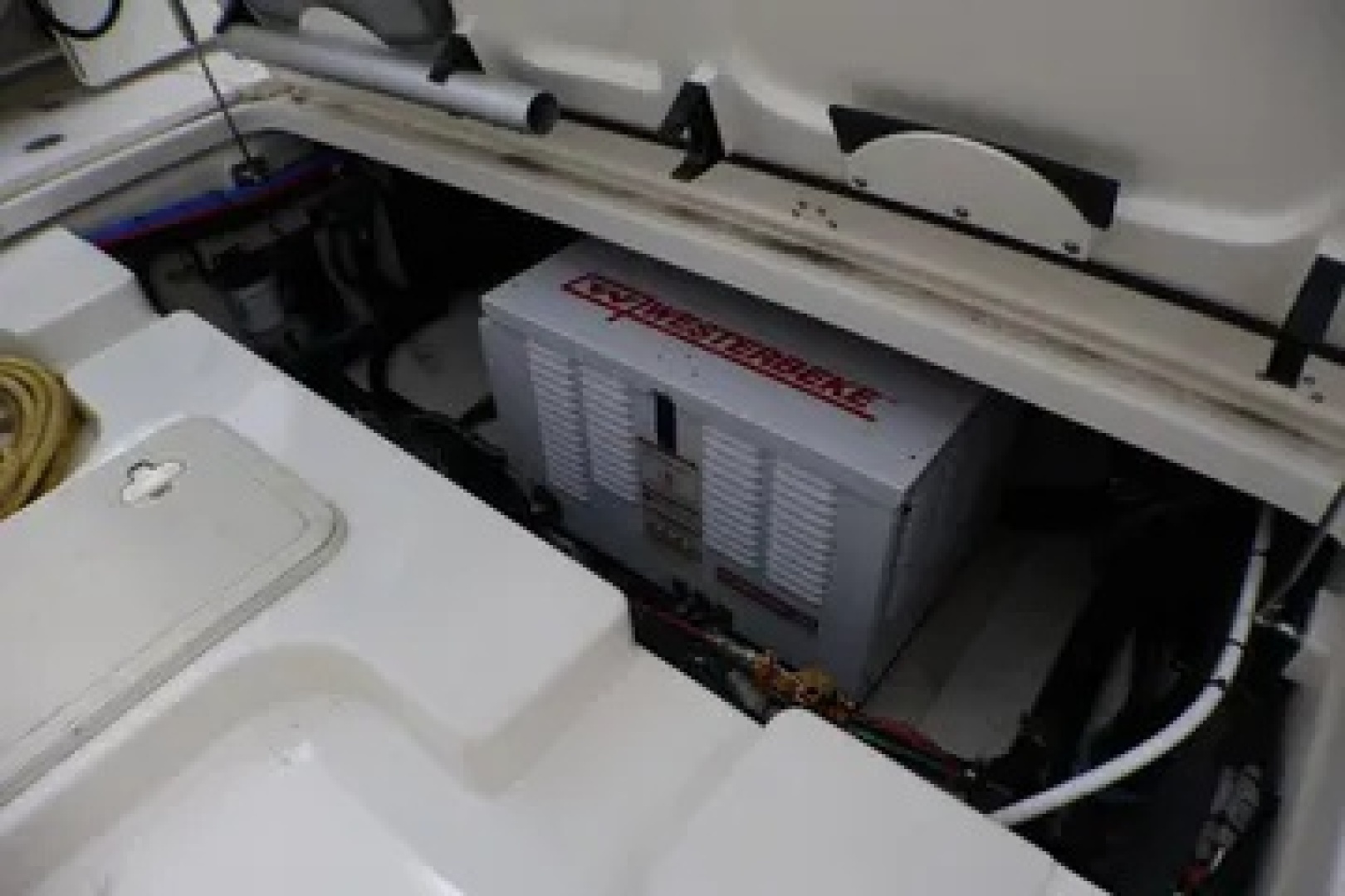 2020 Boston Whaler Conquest - Image 19