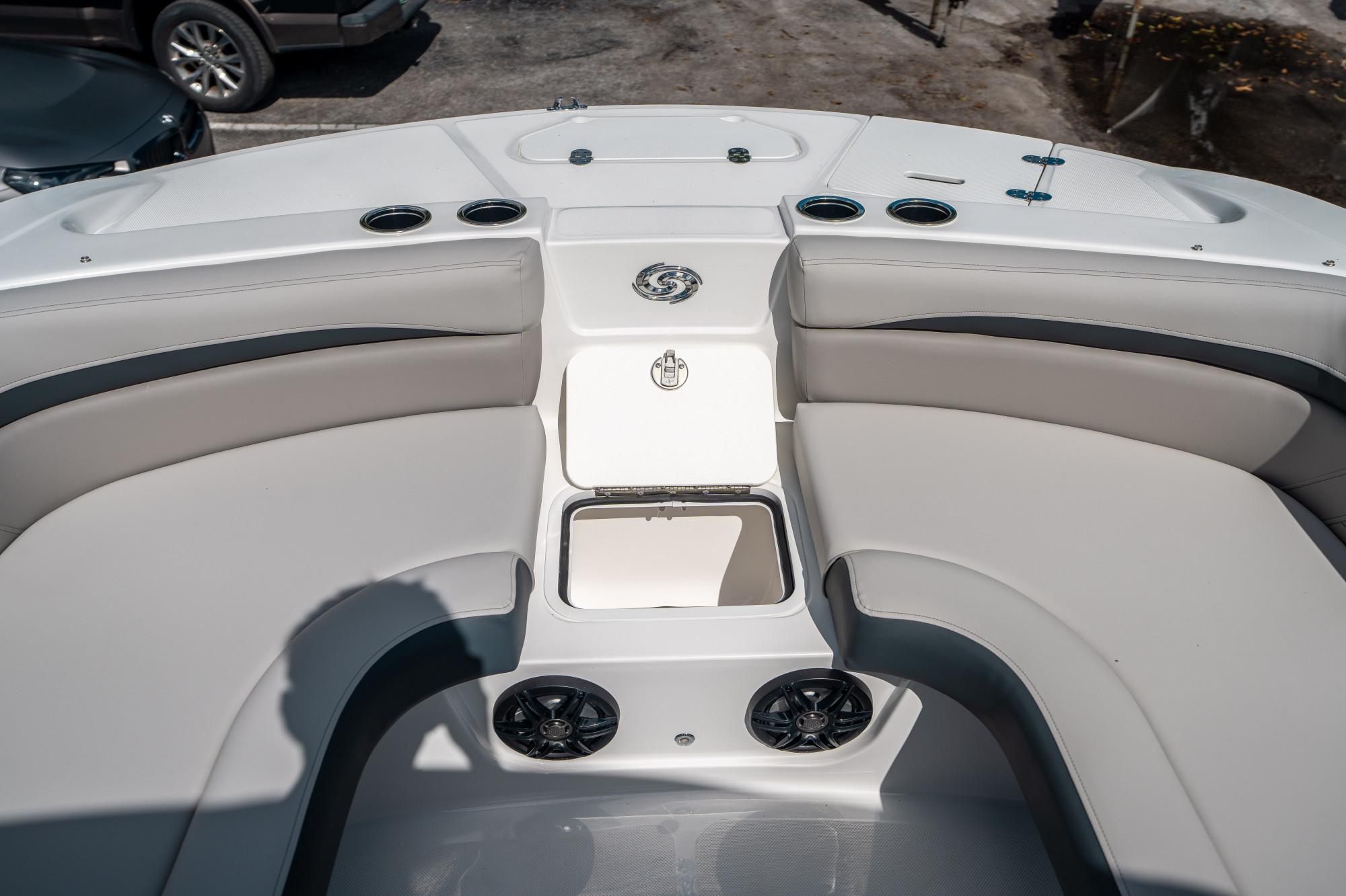 2025 Hurricane SunDeck Sport 192 RL OB - 29
