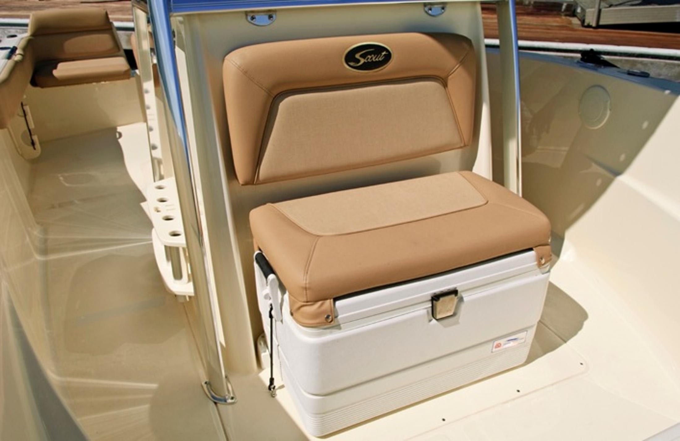 2023-Scout-195-Sportfish-MarineMax