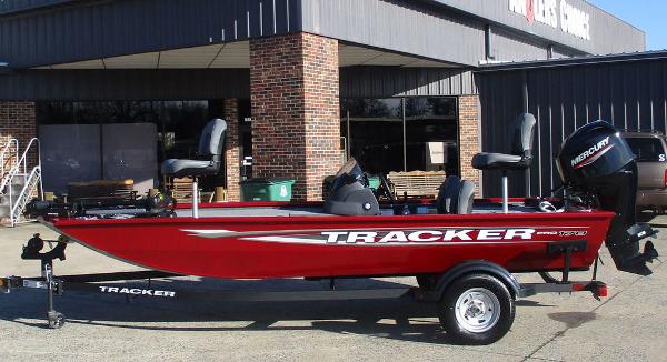 2025 Tracker Pro 170
