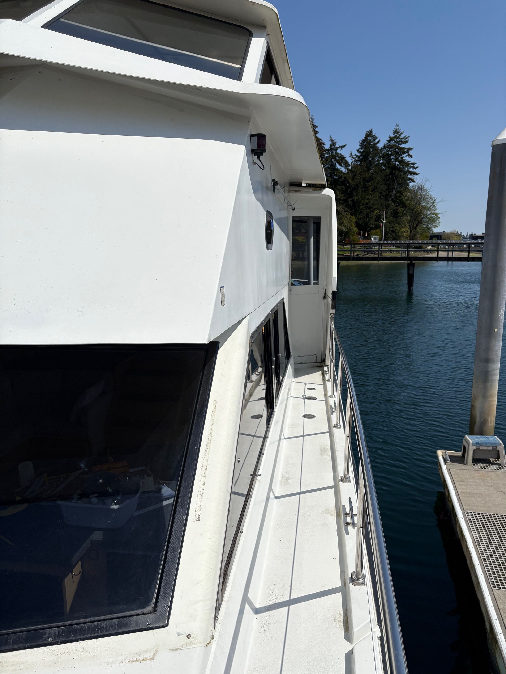 1989 Carver 48 Aft Cabin Hard-Top - 5