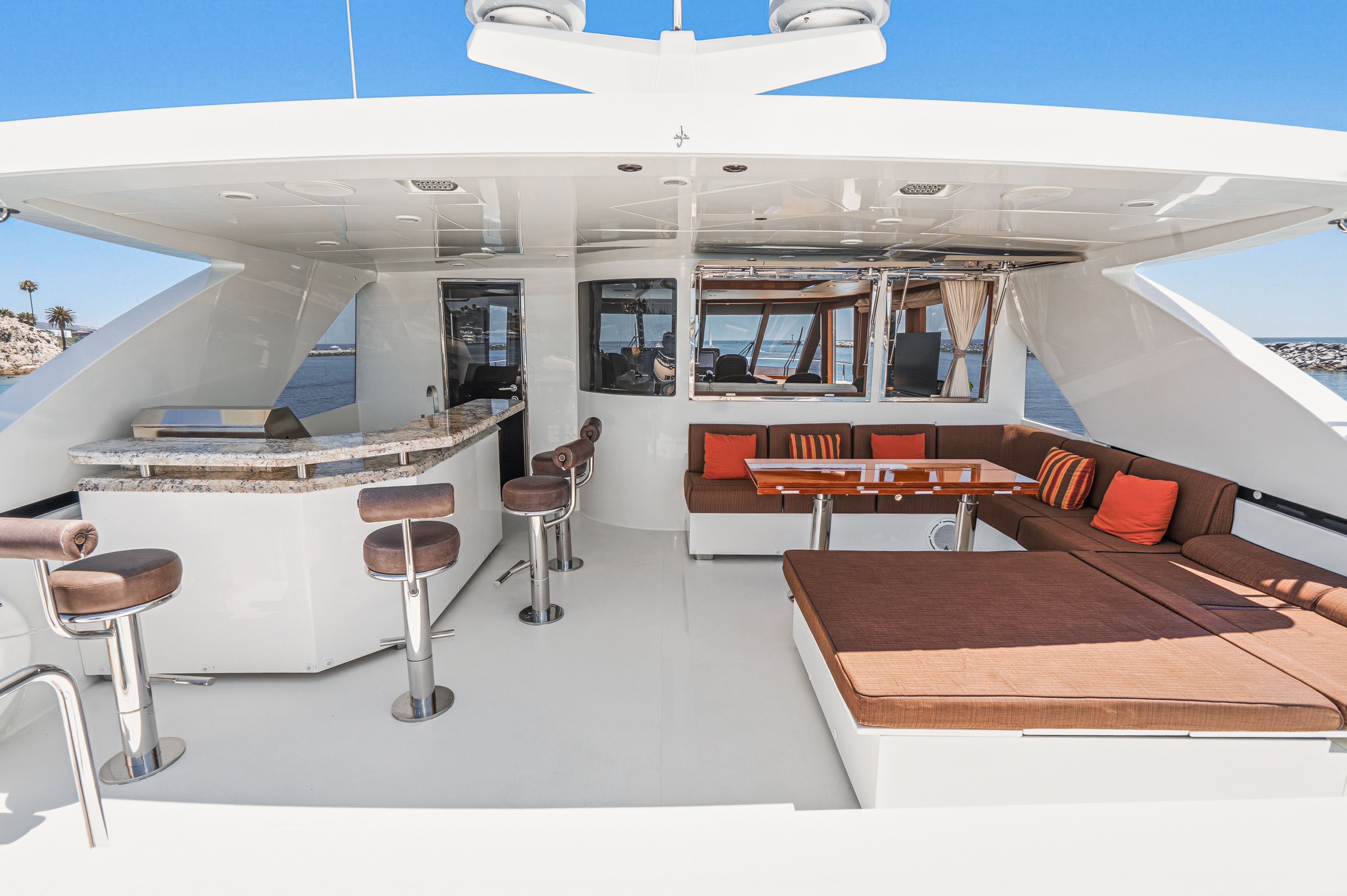 2015 Ocean Alexander 90 Skylounge Motoryacht - 76