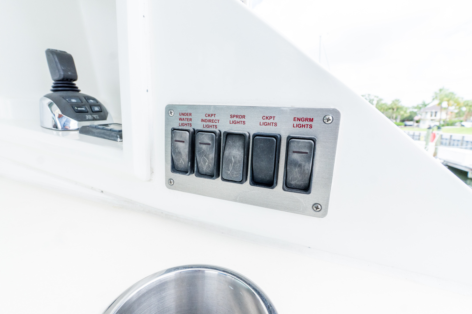 2018 Cruisers Yachts 50 CANTIUS - Image 78