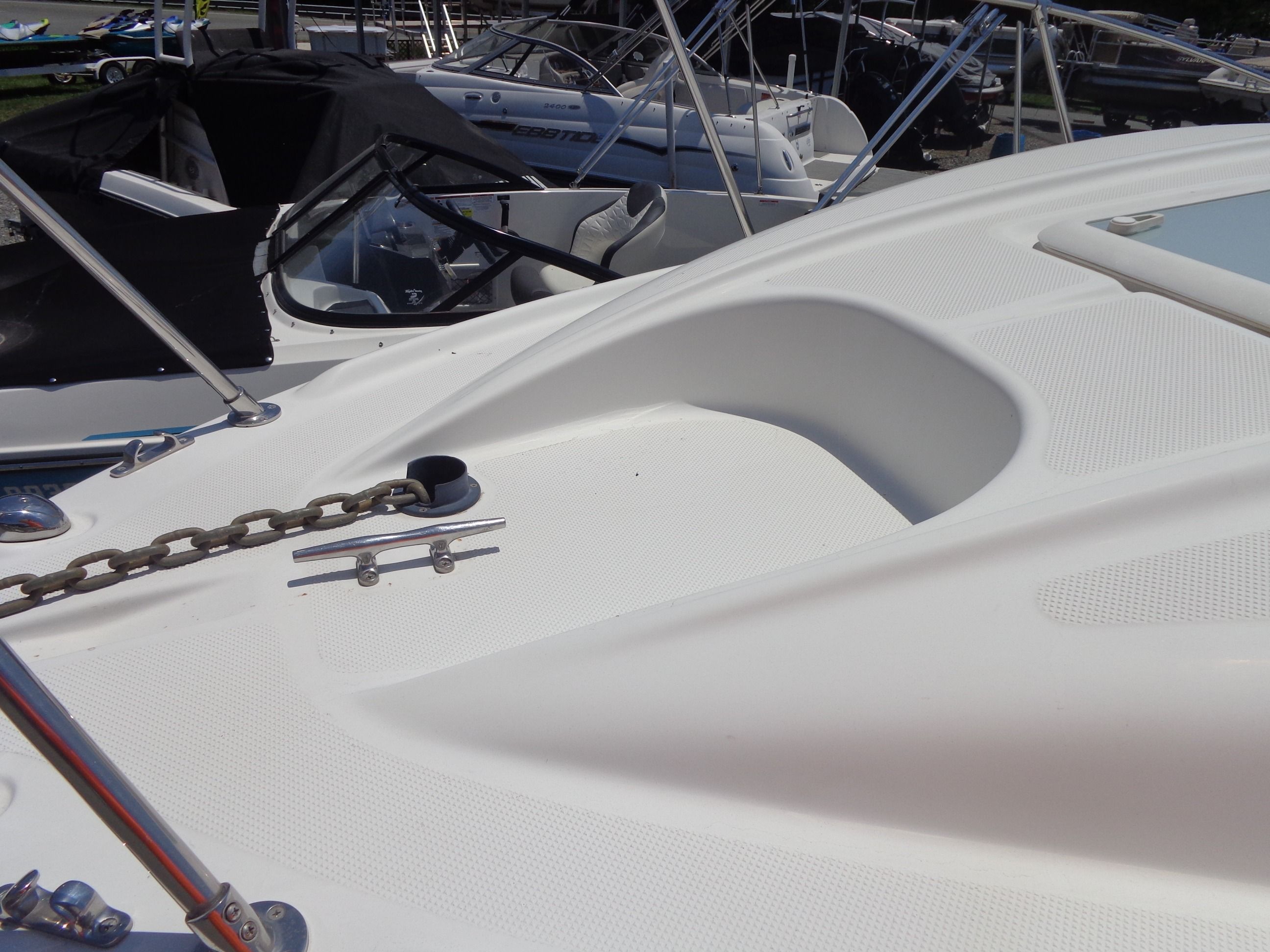 2007 Bayliner 245 Cruiser - 11