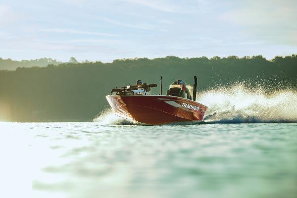 2025 Tracker Savage 215 - 91