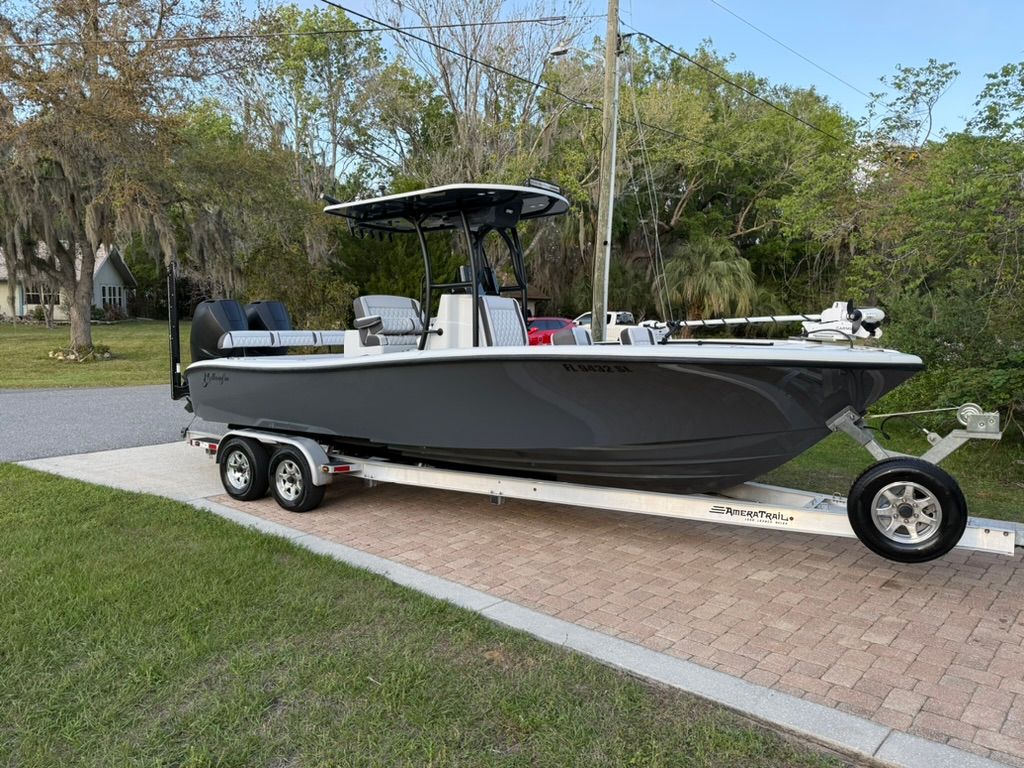 2020 Yellowfin 26 Hybrid