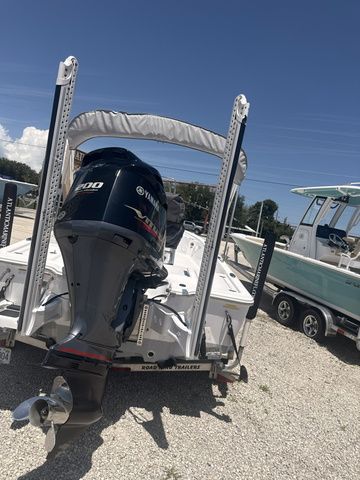 2021 Sportsman Tournament 214 Bay Boat - 18