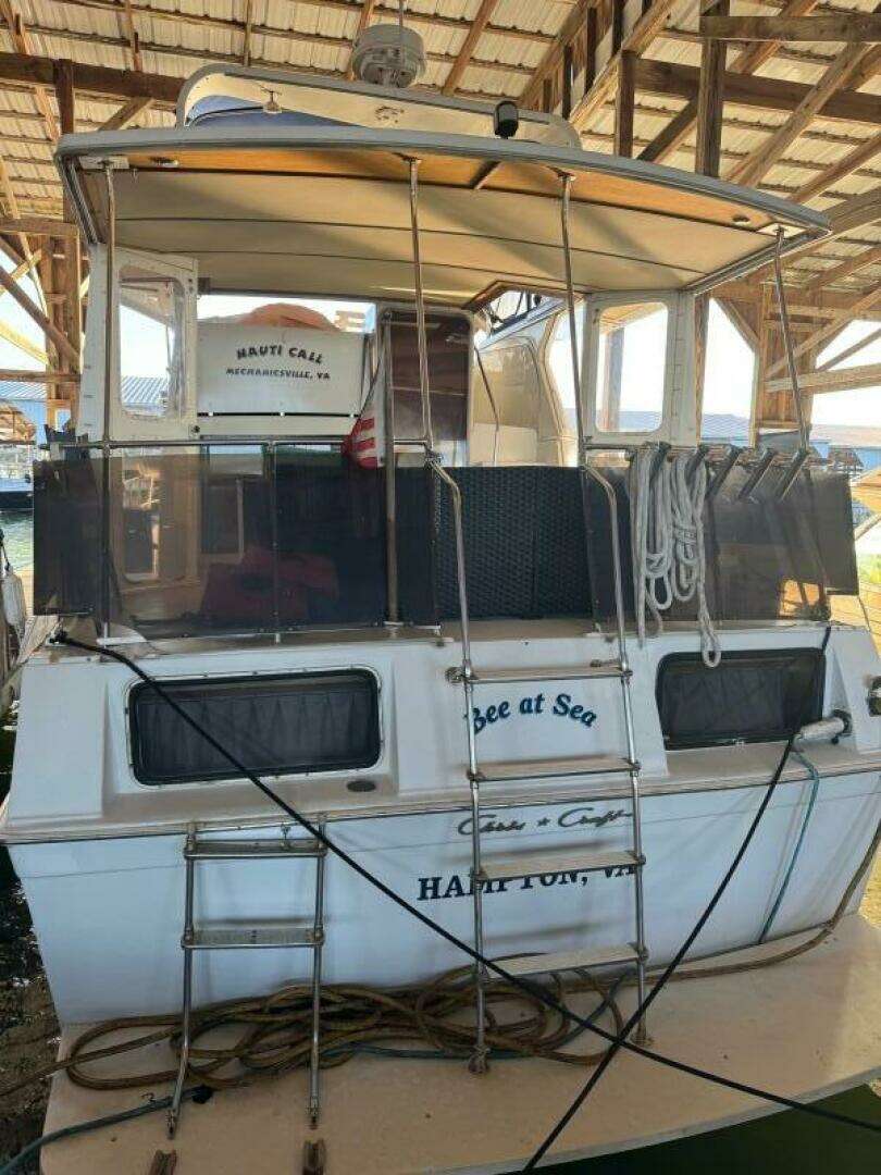 1988 Chris-Craft Catalina 426 - Image 2