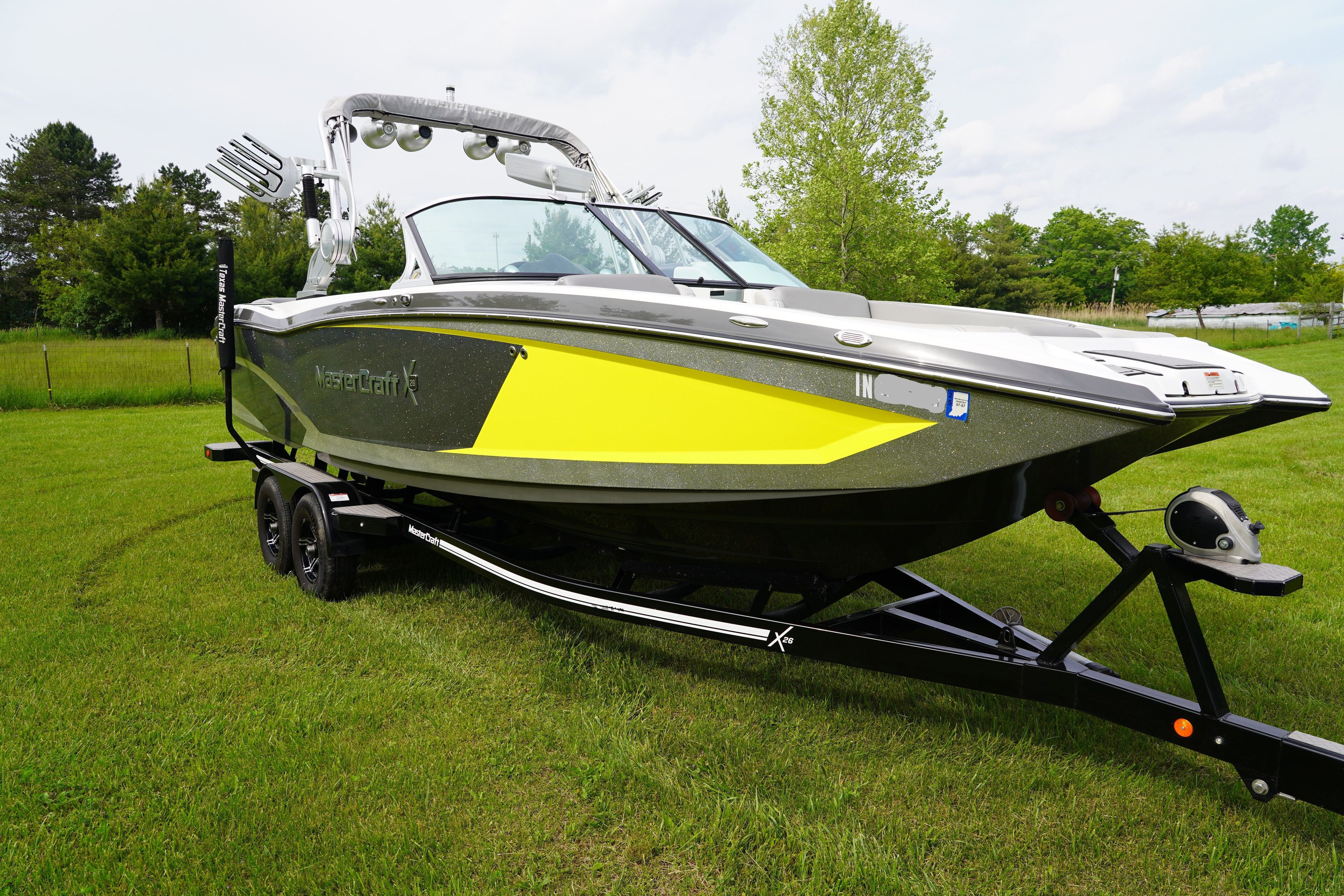 2016 MasterCraft X26 - 2