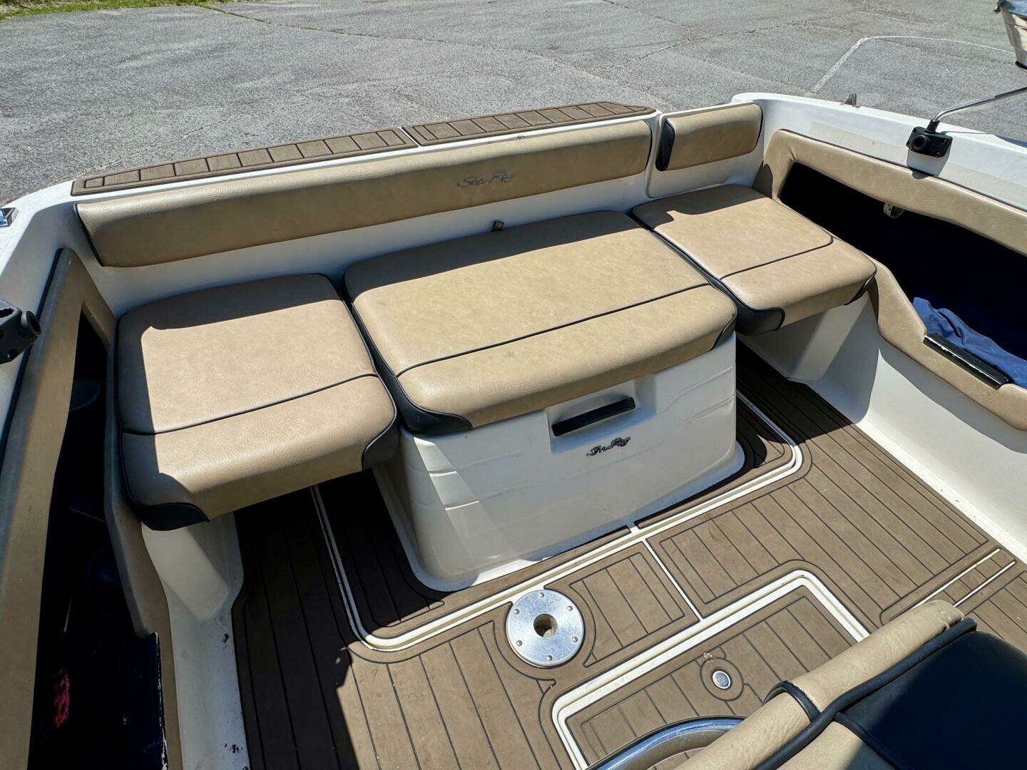 1999 Sea Ray 215 Express Cruiser - Image 71
