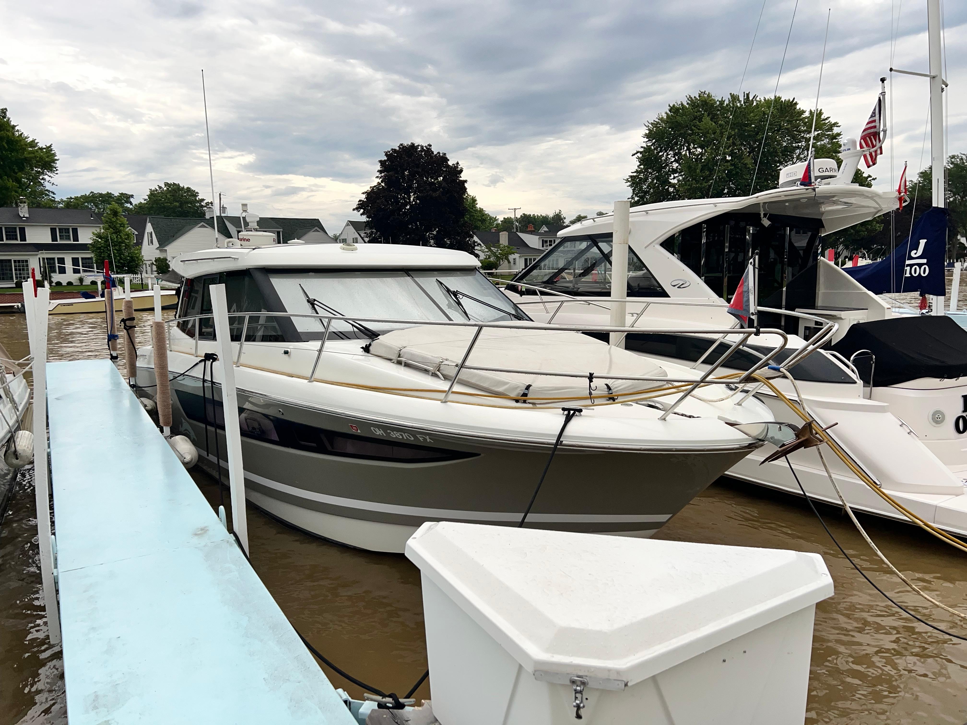 2017 Jeanneau NC 11