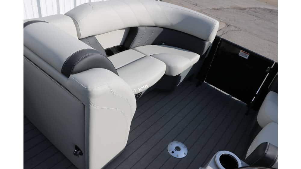 2026 Sylvan Mirage 820 CLZ DH Premium Pontoon Includes Custom Trailer - 13