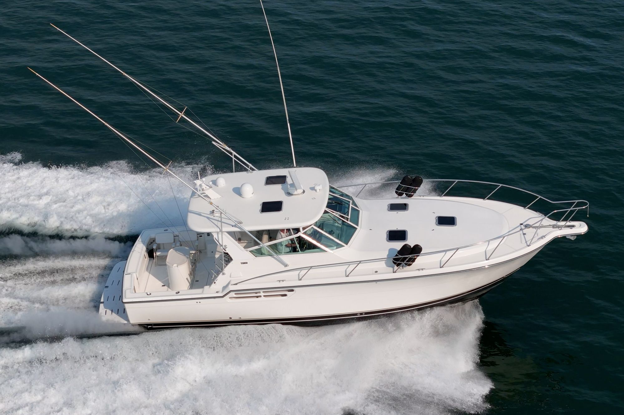 2002 Tiara Yachts 4100 Open - 10