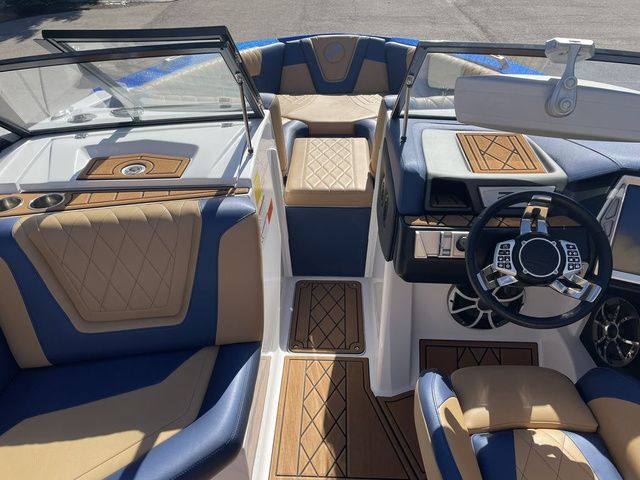 2019 Tigé RZX5 - 21