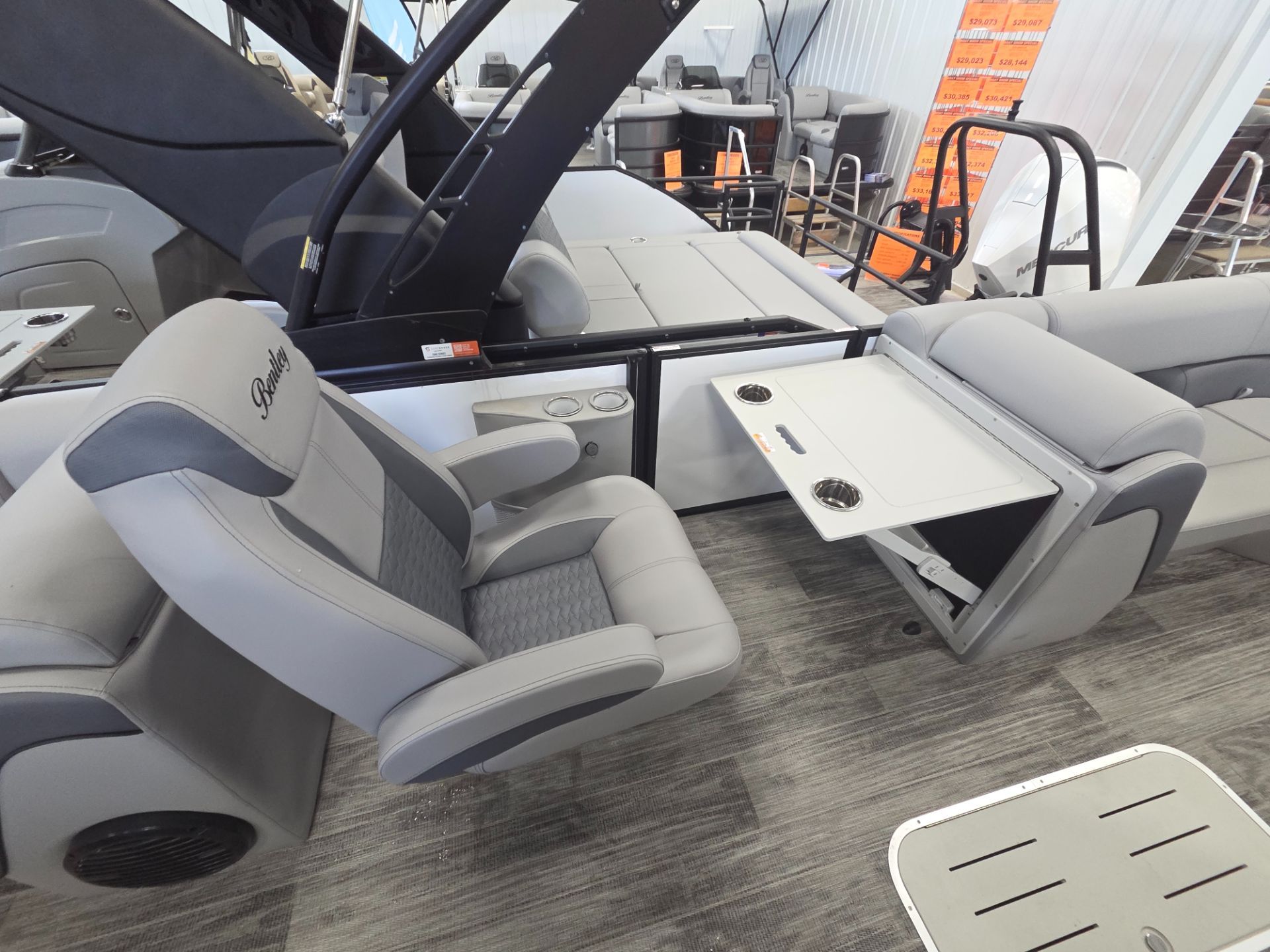 2026 Bentley Pontoons Elite 223 Admiral - 17